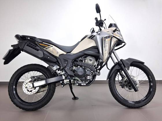 HONDA XRE 300 SAHARA ADVENTURE 